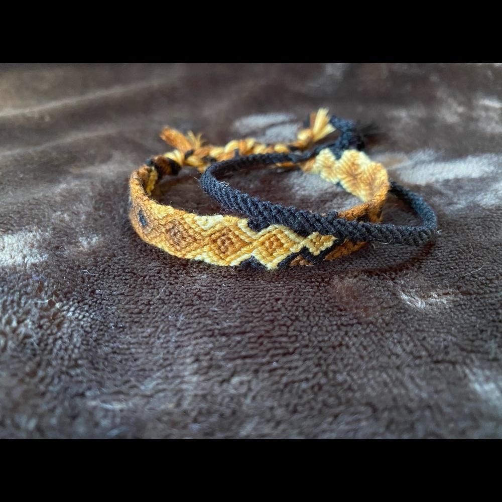 One Size: Homemade Friendship Bracelet